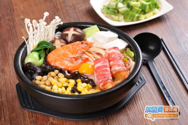 自然稻过桥米线加盟店