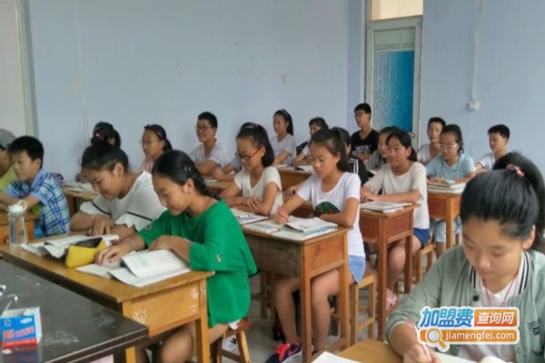 优尚教育加盟店