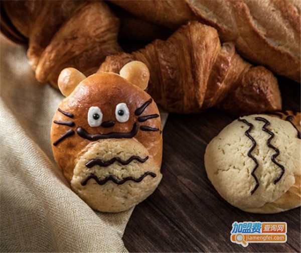 藤王日式烘焙加盟费