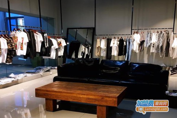 黑兔生活馆加盟费