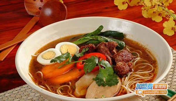 牛喃传奇面餐厅加盟费