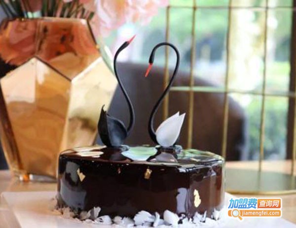 黑天鹅蛋糕