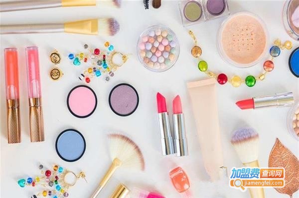 水晶贝尔化妆品