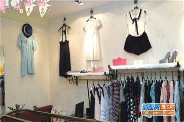 衣冠楚楚服饰加盟费