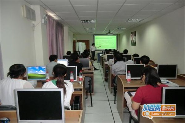 中软培训加盟费