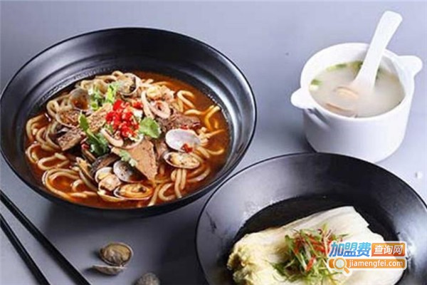 阿蠔海鲜焖面馆加盟费