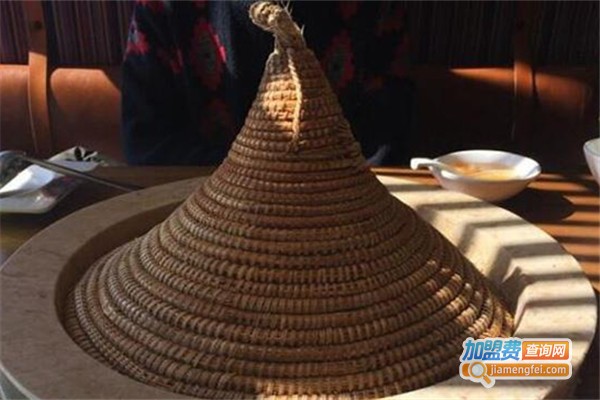 哈尼哈尼云南石锅鱼火锅加盟