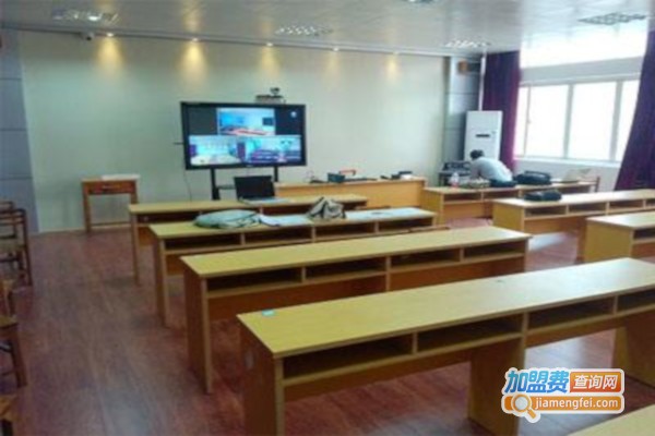 鹦鹉螺云教室加盟费