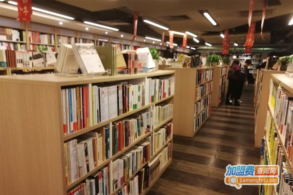 中心书城24小时书吧加盟_详细流程助您顺利开中心书城24小时书吧加盟店！