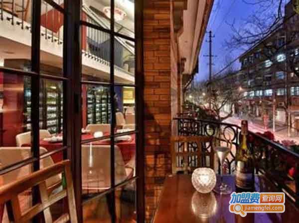 DIONNE红酒西餐厅加盟费