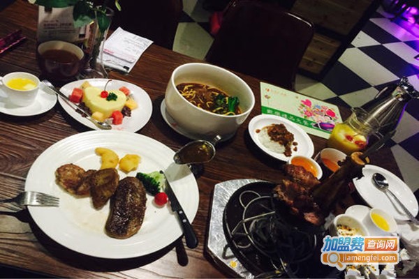 月亮红了加盟费