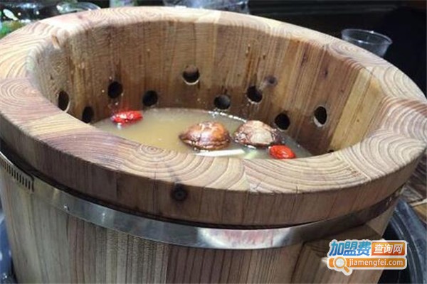 猫怕鱼木桶喷泉火锅加盟费