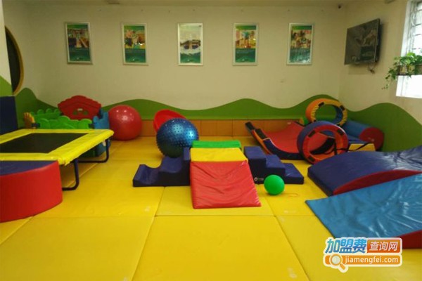 亲亲袋鼠启萌中心加盟