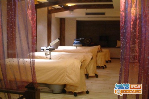 重庆凤冠美容诊所加盟店