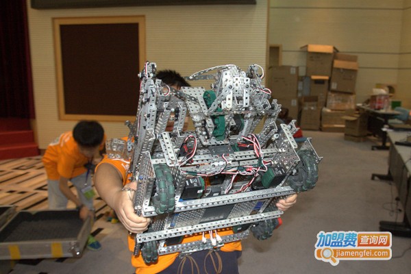 泊思地机器人加盟店