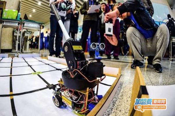 唯思乐机器人教育加盟费