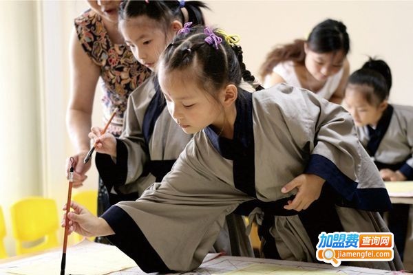 巨人作文加盟费