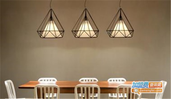 超朗灯饰加盟店