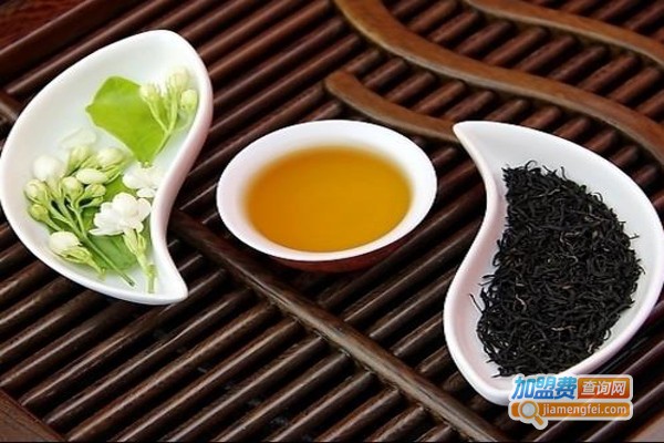 竹叶青茶馆加盟，开竹叶青茶馆加盟店生意好赚得多！