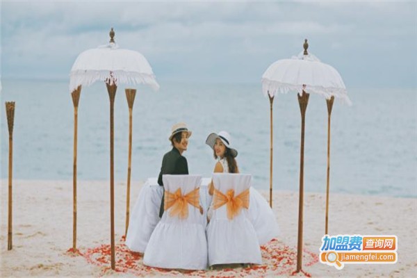 记忆婚纱摄影加盟费