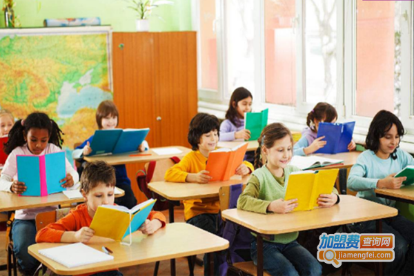 路凡教育加盟费