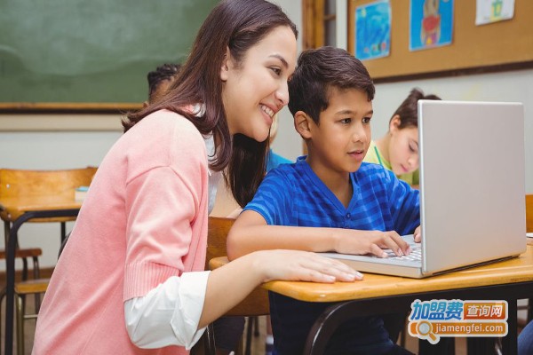 牛津国际教育加盟费