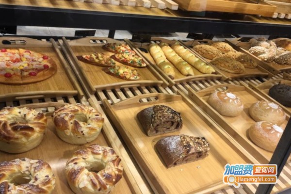 品华居烘焙名店加盟费