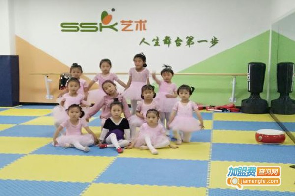 多艺猴少儿艺体教育加盟费