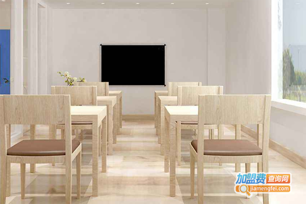 精英现代教育加盟费