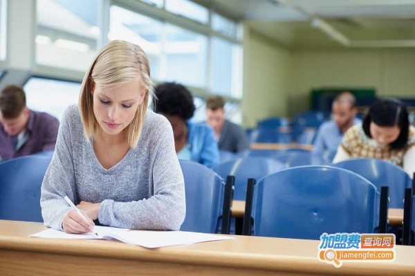 巨人时代教育加盟费