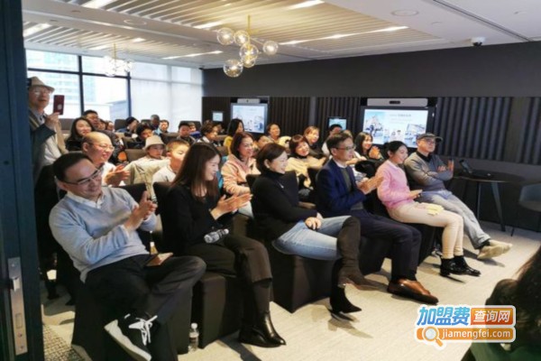 睿博留学加盟费