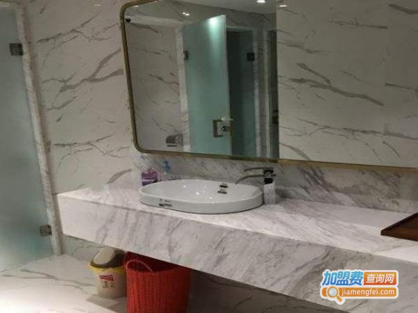 小玲美容中心加盟店