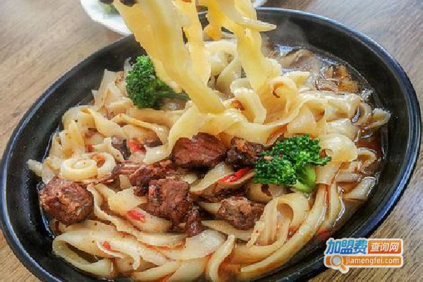 鲁蒲刀削面加盟费