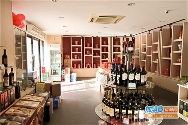 天地飘香酒行加盟费