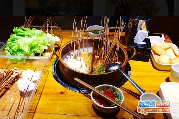 耍公子串串香加盟费