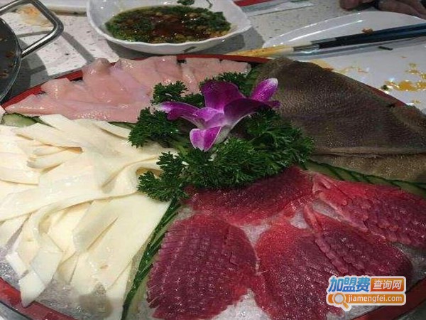 状元红毛肚老火锅加盟费