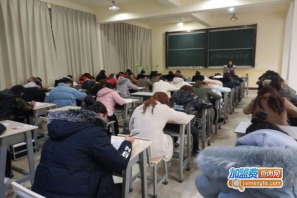 落地教育加盟费