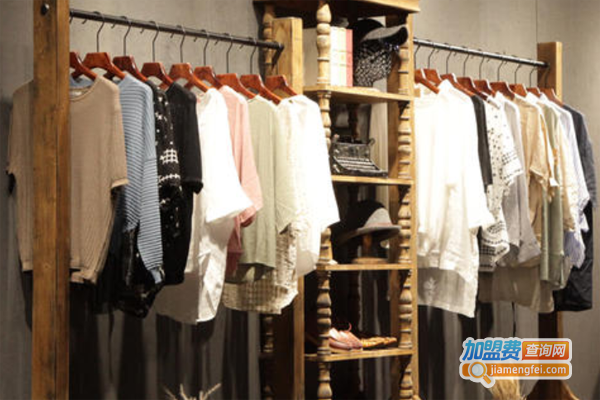 东方霓裳女装加盟费