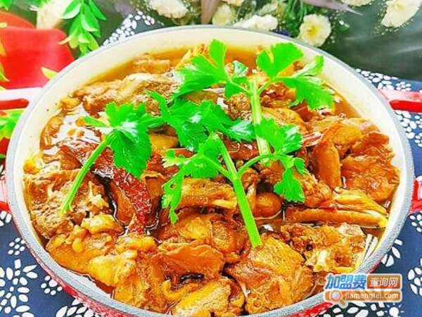 红火煮艺鸡公煲加盟店