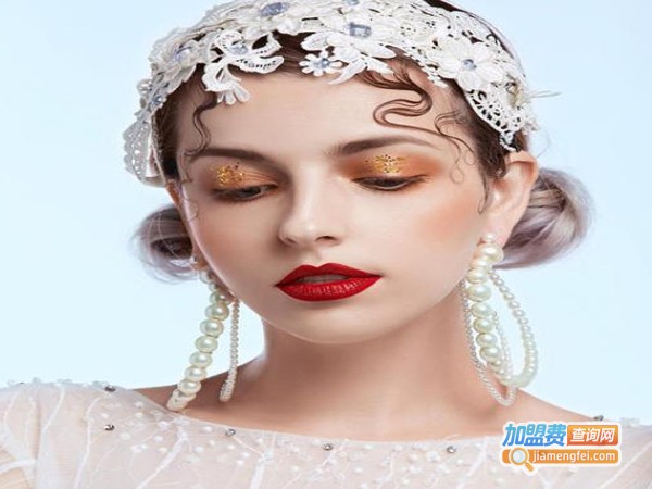 伊采彩妆加盟店