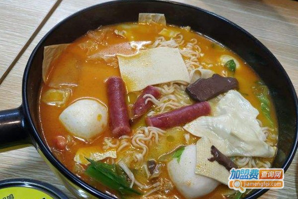 小谷姐姐麻辣拌店加盟