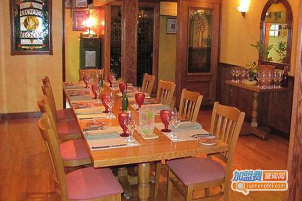 十年餐厅加盟费