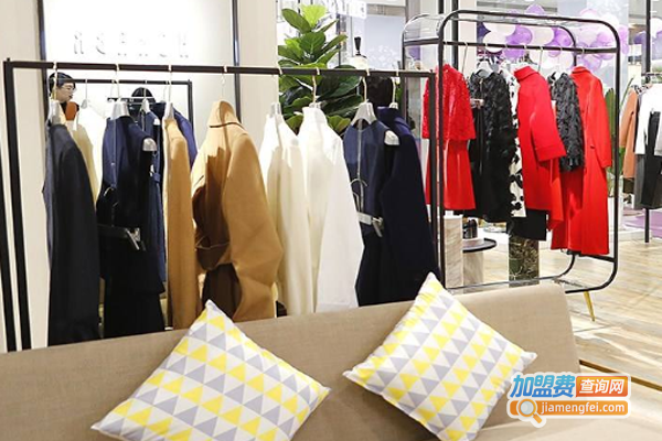 亮春女装加盟费