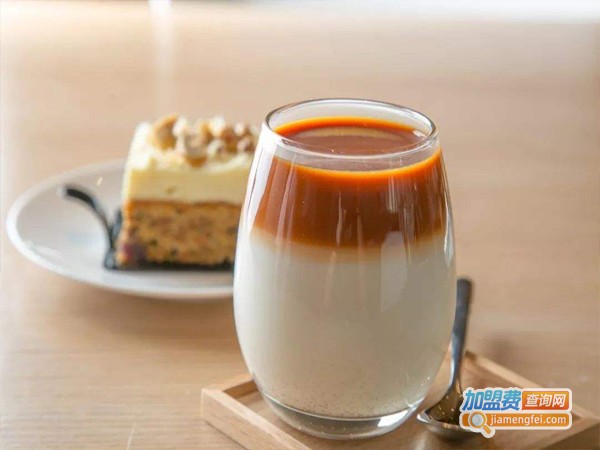 浦纳奶茶加盟费