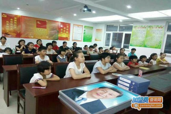 弘宇教育加盟费