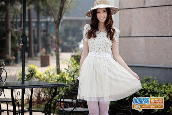 爱诺儿女装加盟