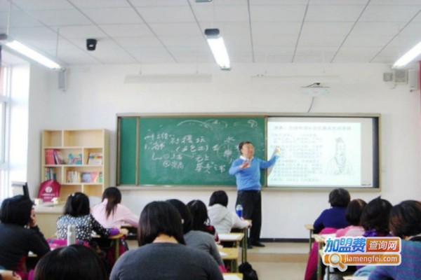 龙腾畅晓培训加盟店