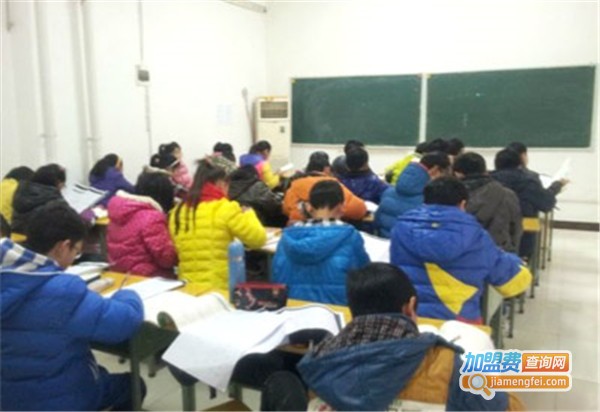 中世博诚教育加盟