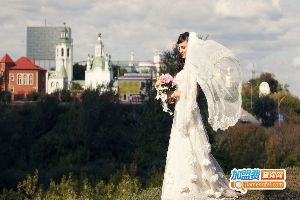 绝设婚纱加盟费