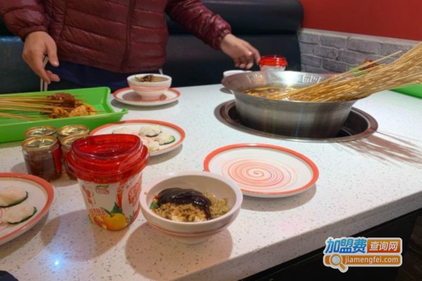 巴川味觉自助串串火锅加盟店